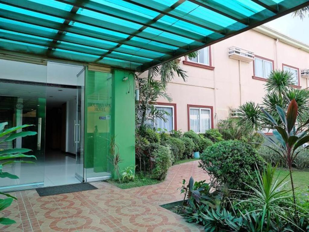 Holiday Spa Hotel Cebú Exterior foto